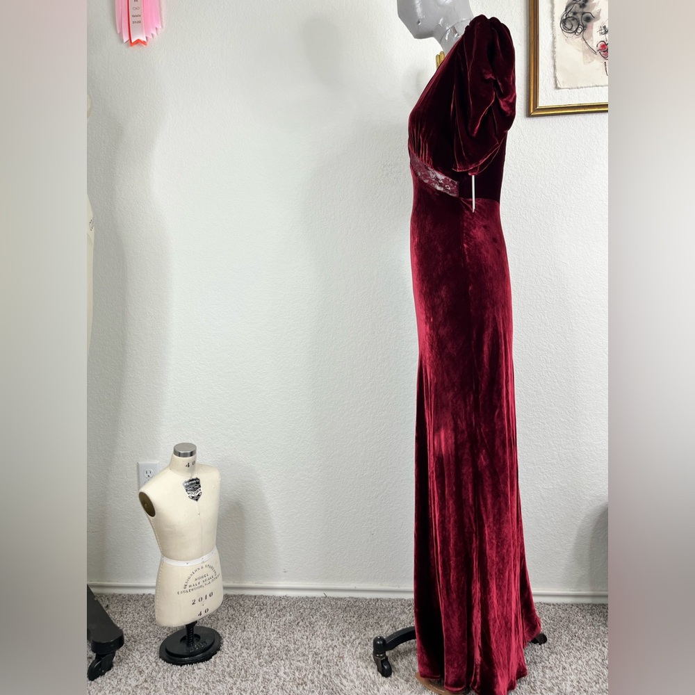 Reformation Malaga Velvet Dress in Chianti Lace Pouf Sleeve Plunge Neck Floor - Picture 6 of 14